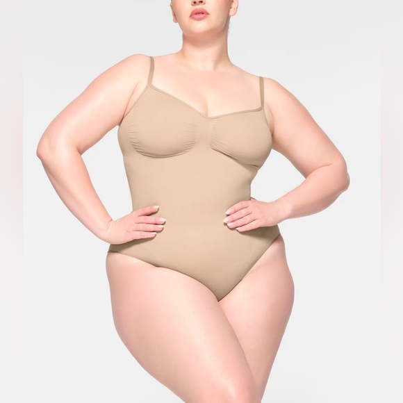 NWOT SCULPTING BRIEF BODYSUIT - Picture 2 of 4